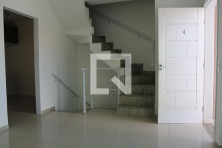 Sala de casa de condomínio à venda com 2 quartos, 127m² em Vila Alpina, São Paulo