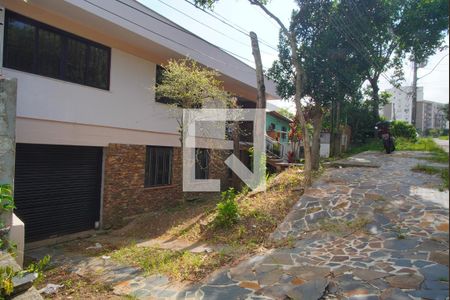 Casa à venda com 250m², 3 quartos e 4 vagasFachada