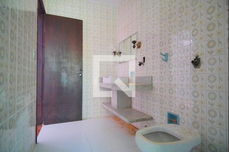 Casa à venda com 250m², 3 quartos e 4 vagasBanheiro Corredor