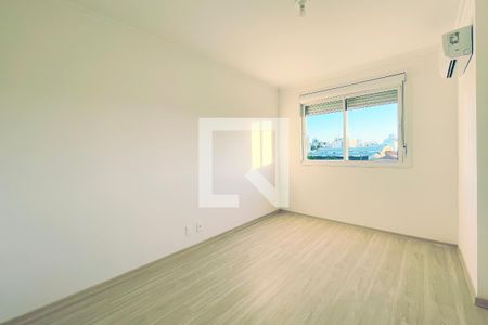 Suíte de apartamento para alugar com 2 quartos, 67m² em São João, Porto Alegre
