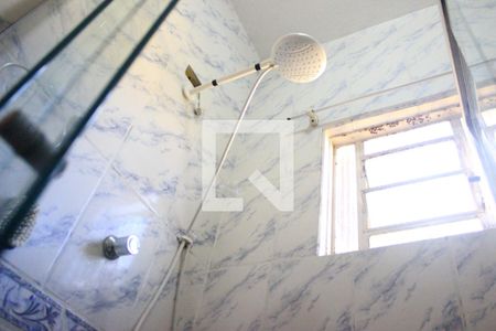 Casa à venda com 200m², 2 quartos e 2 vagasBanheiro de Serviço