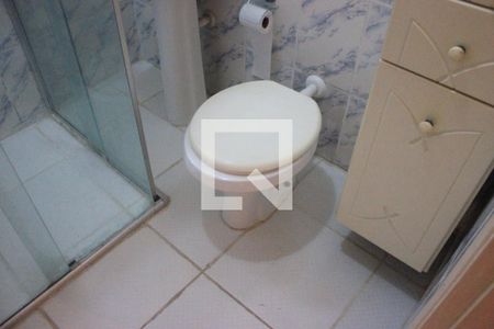 Casa à venda com 200m², 2 quartos e 2 vagasBanheiro de Serviço