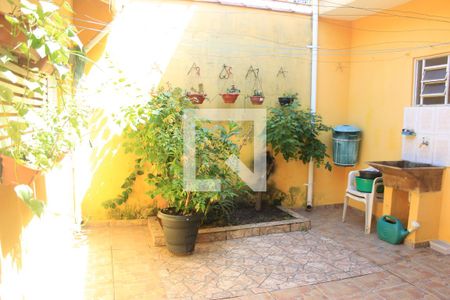 Casa à venda com 200m², 2 quartos e 2 vagasQuintal/Gardem