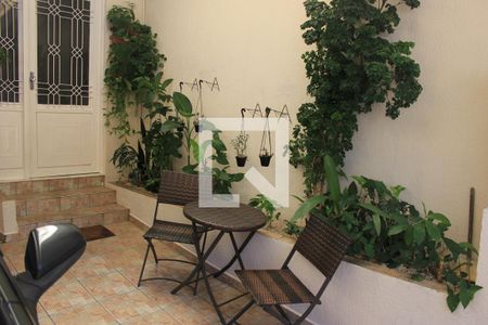 Casa à venda com 200m², 2 quartos e 2 vagasGaragem