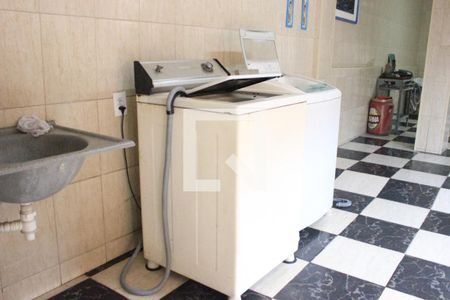 Casa à venda com 223m², 4 quartos e 3 vagasLavanderia