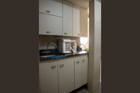 Apartamento à venda com 67m², 2 quartos e 1 vagaCozinha 