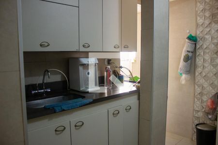 Apartamento à venda com 67m², 2 quartos e 1 vagaCozinha 