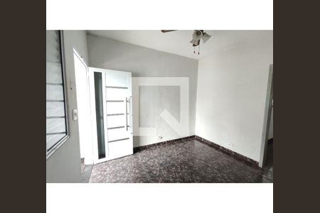 Sala de casa para alugar com 2 quartos, 70m² em Jardim Sao Lazaro, Ferraz de Vasconcelos