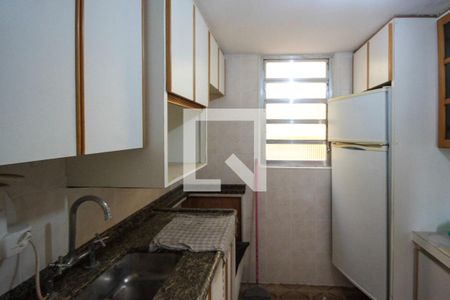 Apartamento à venda com 45m², 2 quartos e 1 vaga Apartamento à venda com 45m², 2 quartos e 1 vagaCozinha