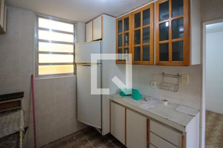 Apartamento à venda com 45m², 2 quartos e 1 vaga Apartamento à venda com 45m², 2 quartos e 1 vagaCozinha