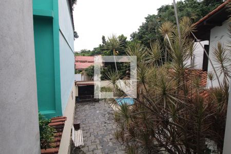 Casa de condomínio à venda com 299m², 3 quartos e 2 vagas Casa de condomínio à venda com 299m², 3 quartos e 2 vagasSuíte