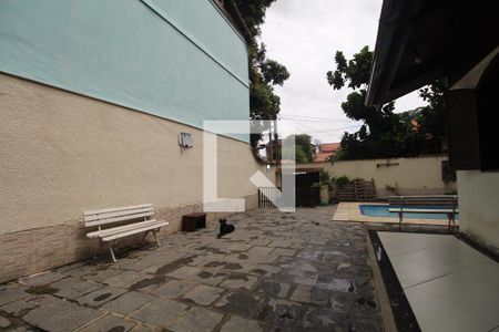 Casa de condomínio à venda com 299m², 3 quartos e 2 vagas Casa de condomínio à venda com 299m², 3 quartos e 2 vagasÁrea externa