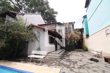 Casa de condomínio à venda com 299m², 3 quartos e 2 vagas Casa de condomínio à venda com 299m², 3 quartos e 2 vagasÁrea externa