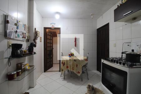 Casa de condomínio à venda com 299m², 3 quartos e 2 vagas Casa de condomínio à venda com 299m², 3 quartos e 2 vagasCozinha