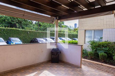 Apartamento à venda com 60m², 3 quartos e 1 vaga Apartamento à venda com 60m², 3 quartos e 1 vagaÁrea comum - Churrasqueira