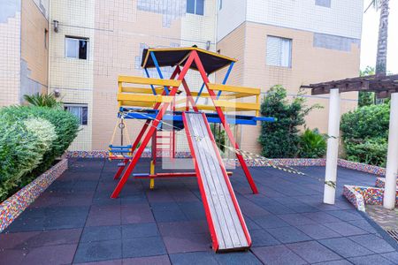 Apartamento à venda com 60m², 3 quartos e 1 vaga Apartamento à venda com 60m², 3 quartos e 1 vagaÁrea comum - Playground
