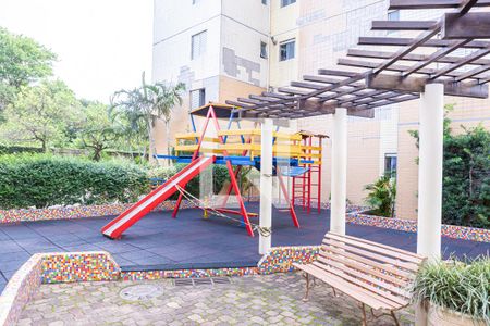 Apartamento à venda com 60m², 3 quartos e 1 vaga Apartamento à venda com 60m², 3 quartos e 1 vagaÁrea comum - Playground
