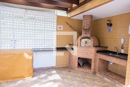 Apartamento à venda com 60m², 3 quartos e 1 vaga Apartamento à venda com 60m², 3 quartos e 1 vagaÁrea comum - Churrasqueira 2