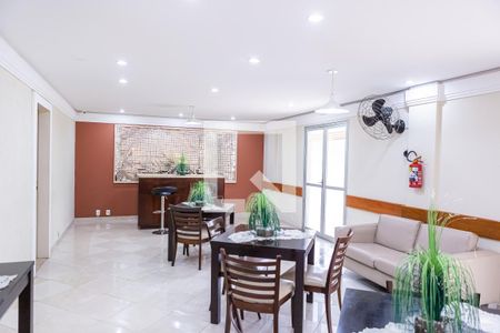 Apartamento à venda com 60m², 3 quartos e 1 vaga Apartamento à venda com 60m², 3 quartos e 1 vagaÁrea comum - Salão de festas