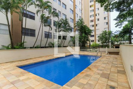 Apartamento à venda com 60m², 2 quartos e sem vagaÁrea comum - Piscina