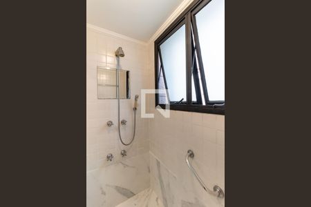 Apartamento à venda com 198m², 3 quartos e 3 vagas Apartamento à venda com 198m², 3 quartos e 3 vagasBanheiro do Quarto 1