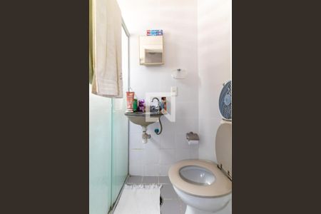 Apartamento à venda com 198m², 3 quartos e 3 vagas Apartamento à venda com 198m², 3 quartos e 3 vagasBanheiro de serviço