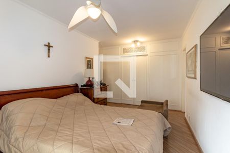 Apartamento à venda com 198m², 3 quartos e 3 vagas Apartamento à venda com 198m², 3 quartos e 3 vagasQuarto 1