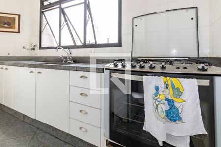Apartamento à venda com 198m², 3 quartos e 3 vagas Apartamento à venda com 198m², 3 quartos e 3 vagasCozinha