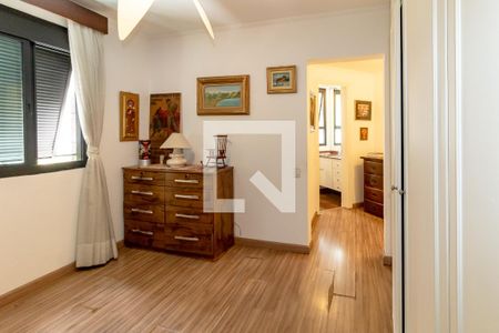 Apartamento à venda com 198m², 3 quartos e 3 vagas Apartamento à venda com 198m², 3 quartos e 3 vagasQuarto 3