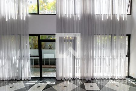 Apartamento à venda com 198m², 3 quartos e 3 vagas Apartamento à venda com 198m², 3 quartos e 3 vagasÁrea comum - Salão de festas