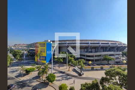 Apartamento à venda com 67m², 2 quartos e 1 vaga Apartamento à venda com 67m², 2 quartos e 1 vagaQuarto 2 - Vista