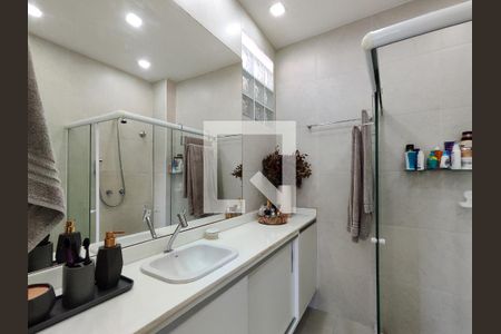 Apartamento à venda com 67m², 2 quartos e 1 vaga Apartamento à venda com 67m², 2 quartos e 1 vagaBanheiro