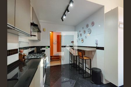 Apartamento à venda com 67m², 2 quartos e 1 vaga Apartamento à venda com 67m², 2 quartos e 1 vagaCozinha