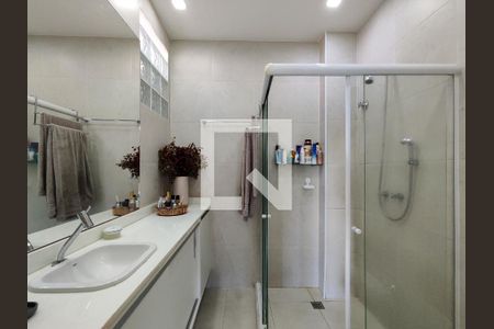 Apartamento à venda com 67m², 2 quartos e 1 vaga Apartamento à venda com 67m², 2 quartos e 1 vagaBanheiro