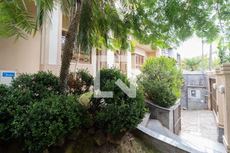 Casa para alugar com 700m², 4 quartos e 4 vagasQuintal