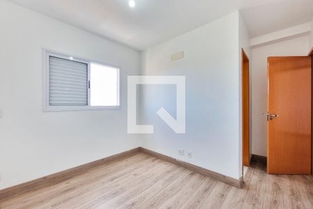 Suíte de apartamento para alugar com 2 quartos, 70m² em Jardim Veneza, São José dos Campos