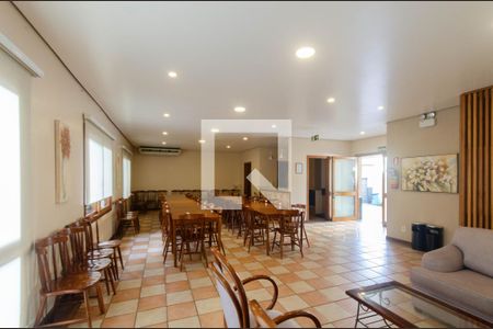 Apartamento para alugar com 262m², 3 quartos e 2 vagas Apartamento para alugar com 262m², 3 quartos e 2 vagasÁrea comum - Salão de Festas