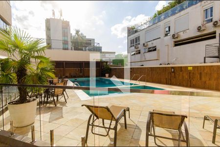 Apartamento para alugar com 262m², 3 quartos e 2 vagas Apartamento para alugar com 262m², 3 quartos e 2 vagasÁrea comum - Piscina