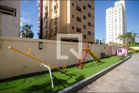 Apartamento para alugar com 262m², 3 quartos e 2 vagas Apartamento para alugar com 262m², 3 quartos e 2 vagasÁrea comum - Playground