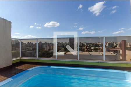 Apartamento para alugar com 262m², 3 quartos e 2 vagas Apartamento para alugar com 262m², 3 quartos e 2 vagasPiscina do Apartamento