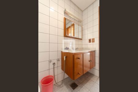 Apartamento para alugar com 262m², 3 quartos e 2 vagas Apartamento para alugar com 262m², 3 quartos e 2 vagasBanheiro 1