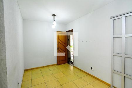 Sala  de apartamento para alugar com 2 quartos, 50m² em Camargos, Belo Horizonte