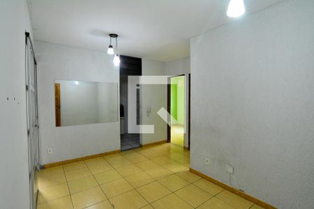 Sala  de apartamento para alugar com 2 quartos, 50m² em Camargos, Belo Horizonte