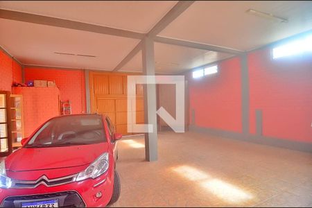 Casa à venda com 340m², 3 quartos e 6 vagasGaragem