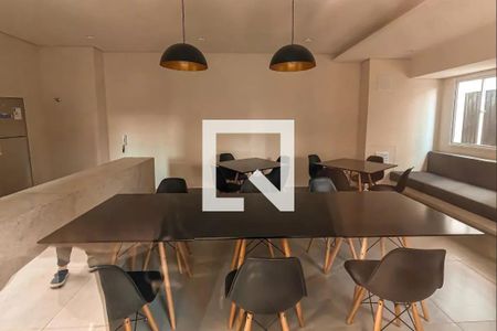 Apartamento para alugar com 37m², 2 quartos e sem vagaÁrea comum - Salão de festas