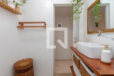 Casa à venda com 110m², 2 quartos e 1 vagaBanheiro