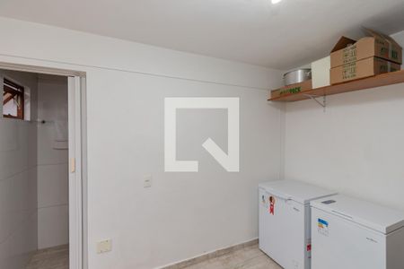 Casa à venda com 110m², 2 quartos e 1 vagaQuarto de Serviço