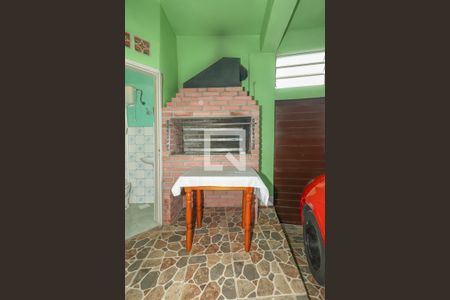 Casa à venda com 150m², 4 quartos e 2 vagasChurrasqueira