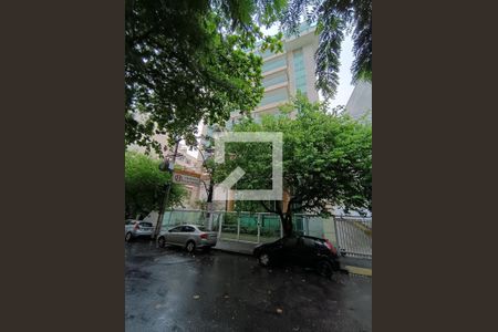 Apartamento à venda com 133m², 2 quartos e 2 vagas Apartamento à venda com 133m², 2 quartos e 2 vagasFachada