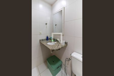 Apartamento à venda com 133m², 2 quartos e 2 vagas Apartamento à venda com 133m², 2 quartos e 2 vagasBanheiro Suíte 2